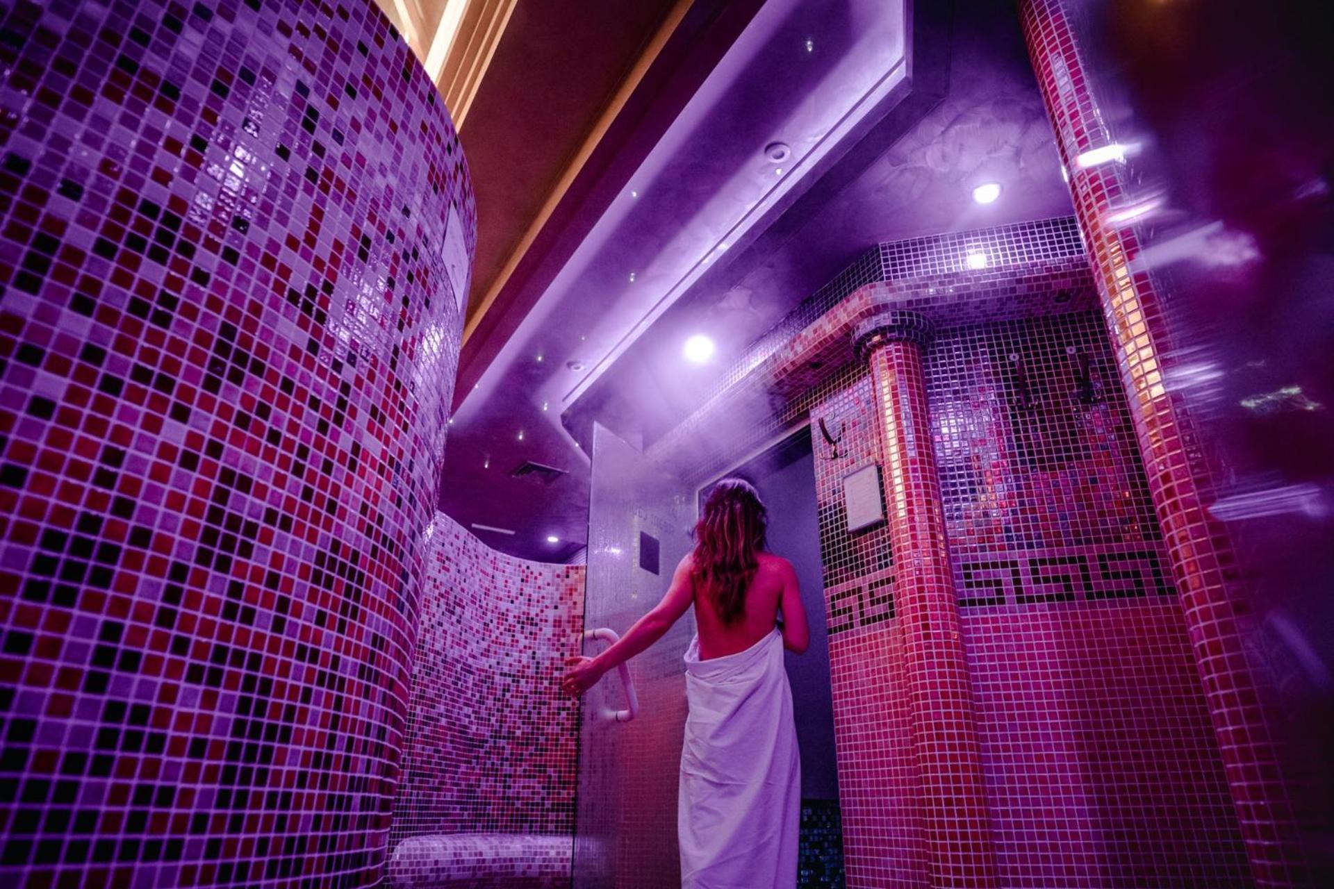 Wellness & Spa Hotel Kaskady Sliač Екстериор снимка