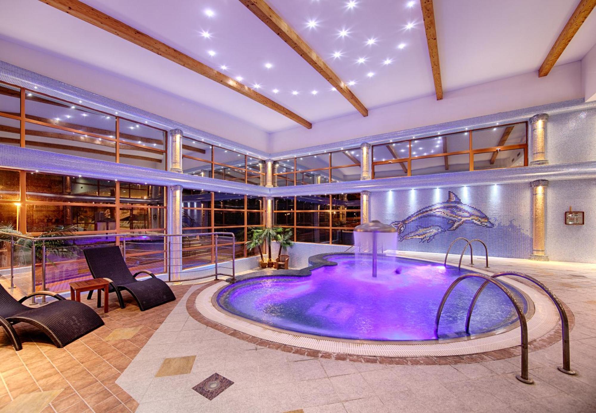 Wellness & Spa Hotel Kaskady Sliač Екстериор снимка