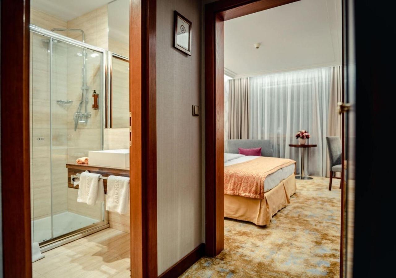 Wellness & Spa Hotel Kaskady Sliač Екстериор снимка