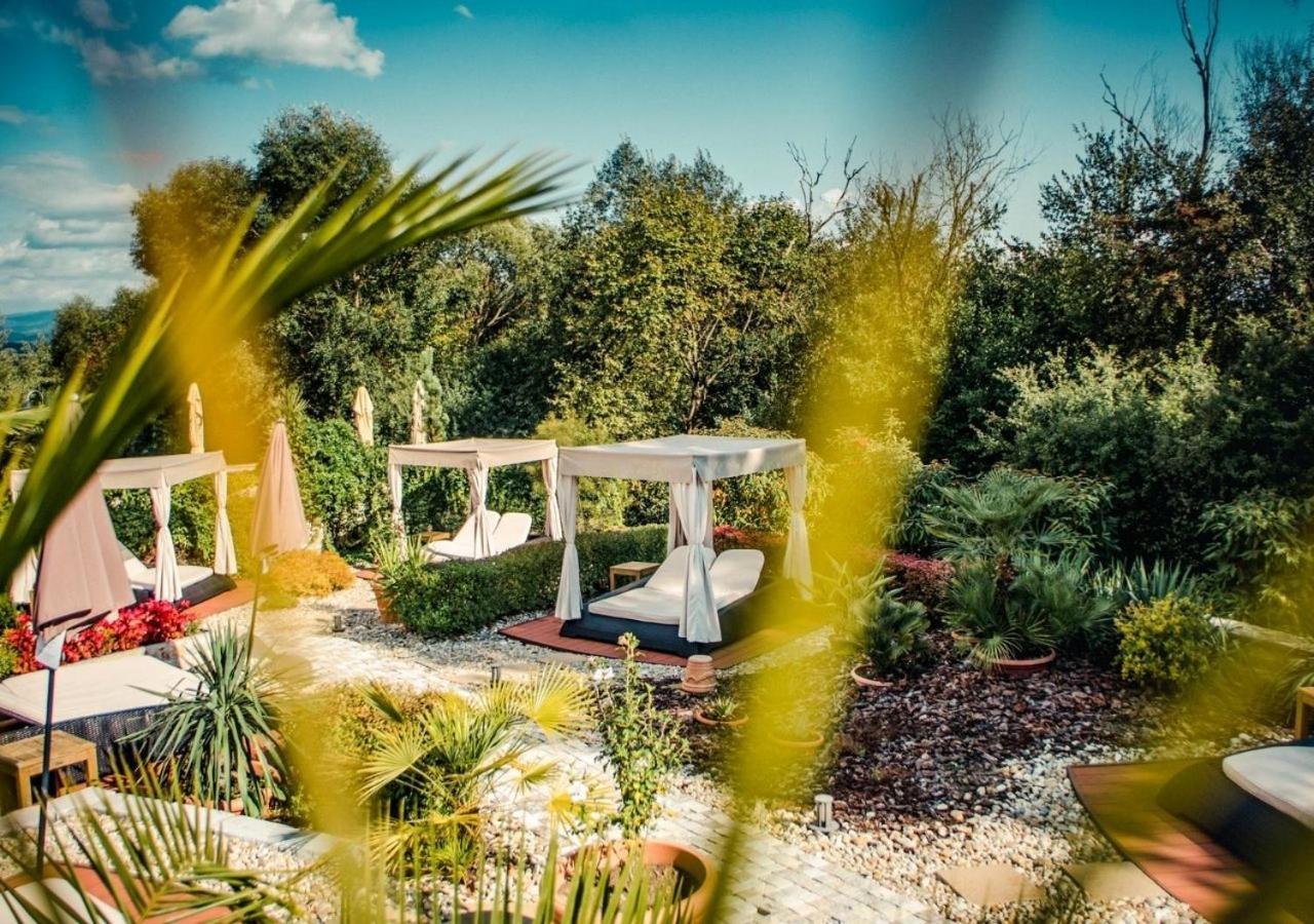 Wellness & Spa Hotel Kaskady Sliač Екстериор снимка