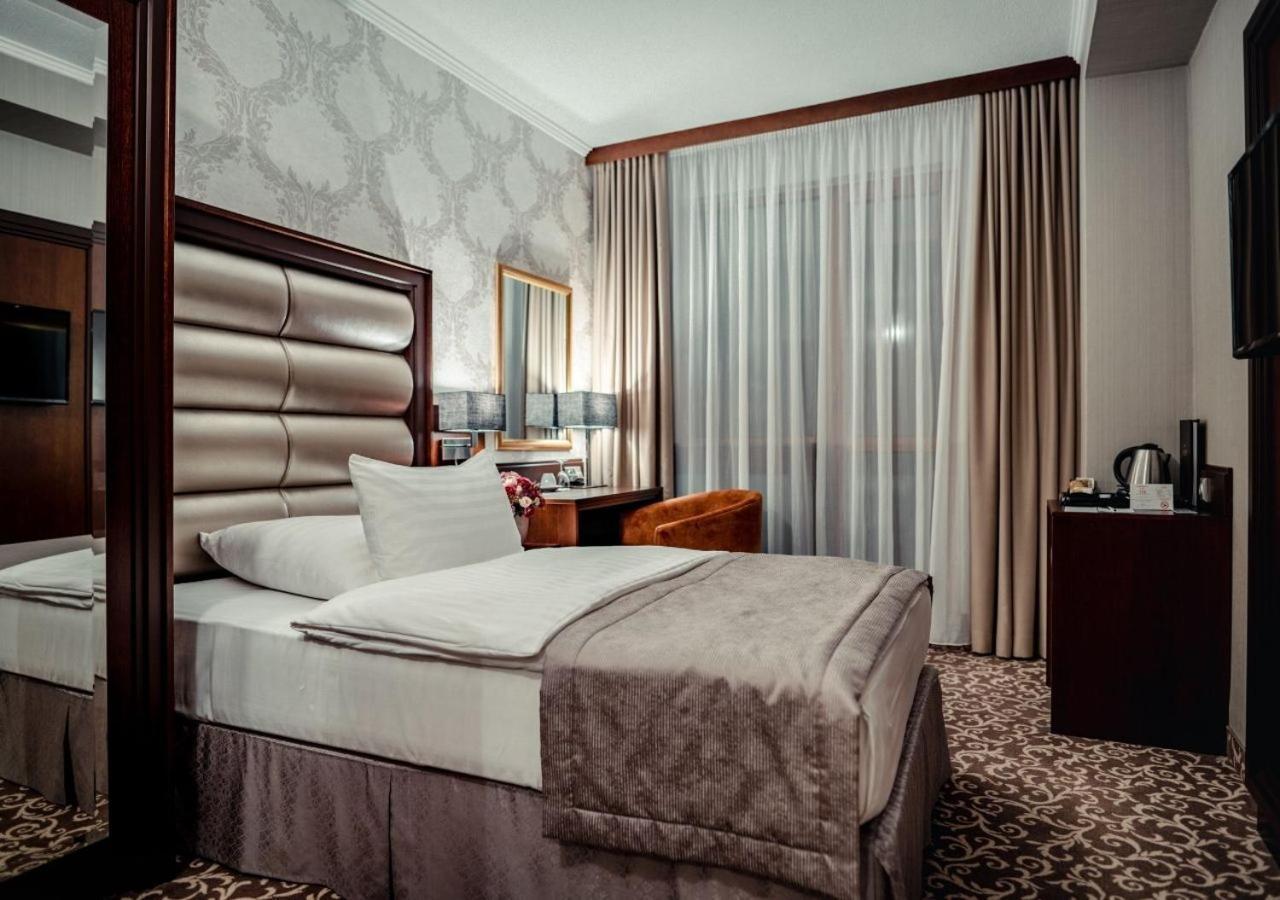 Wellness & Spa Hotel Kaskady Sliač Екстериор снимка