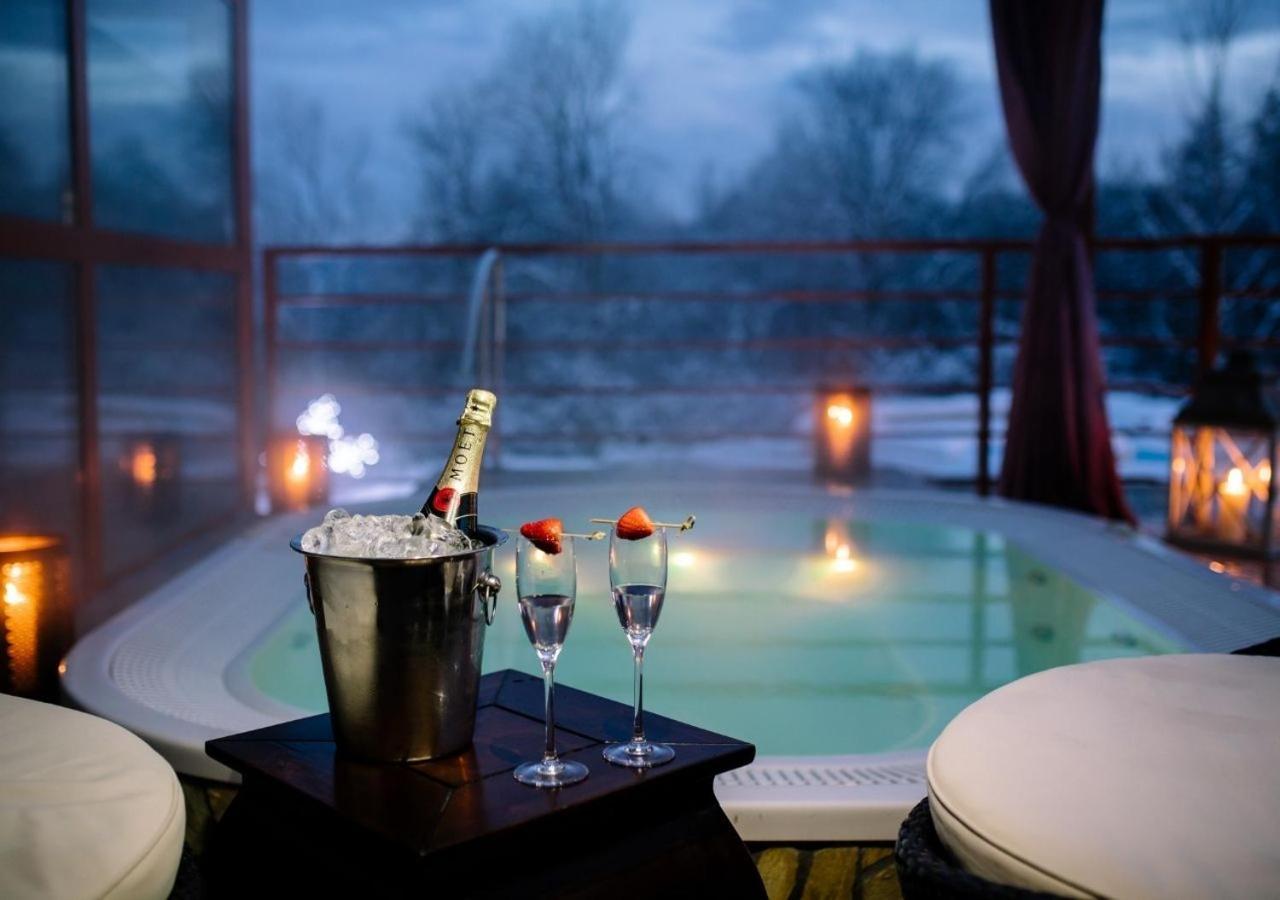 Wellness & Spa Hotel Kaskady Sliač Екстериор снимка