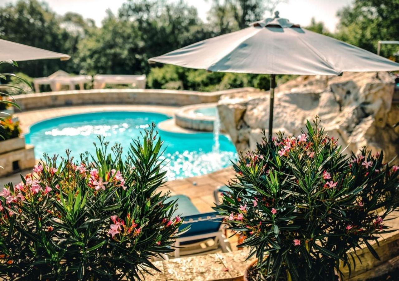Wellness & Spa Hotel Kaskady Sliač Екстериор снимка